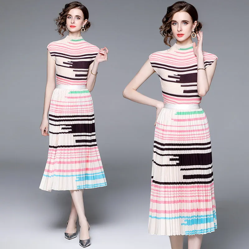 Abstract Pattern Short Sleeve Blouse & Pleated Skirt Set