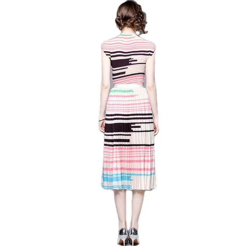 Abstract Pattern Short Sleeve Blouse & Pleated Skirt Set