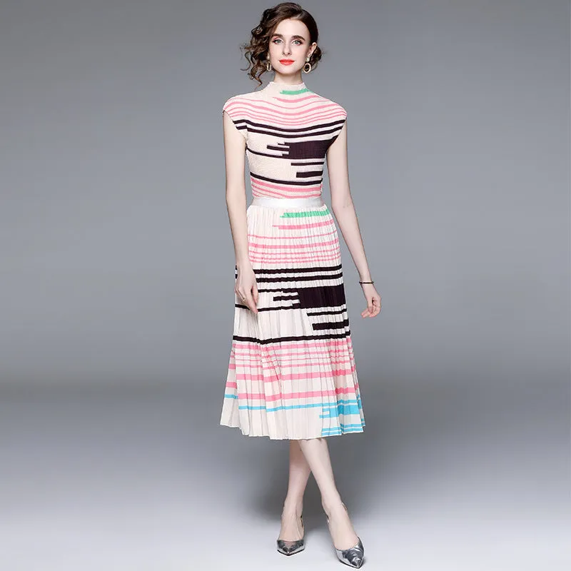 Abstract Pattern Short Sleeve Blouse & Pleated Skirt Set