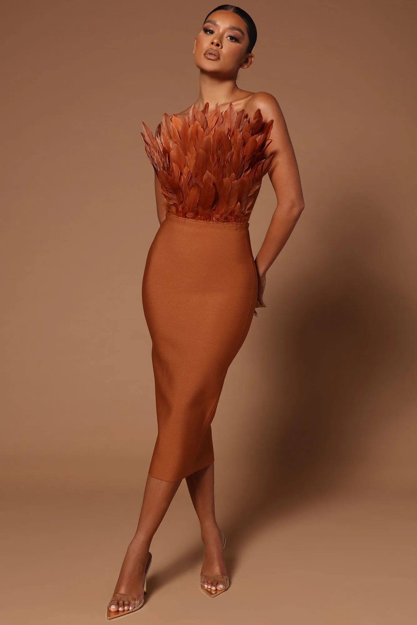 Alyia Elegant Feather Bandage Midi Dress