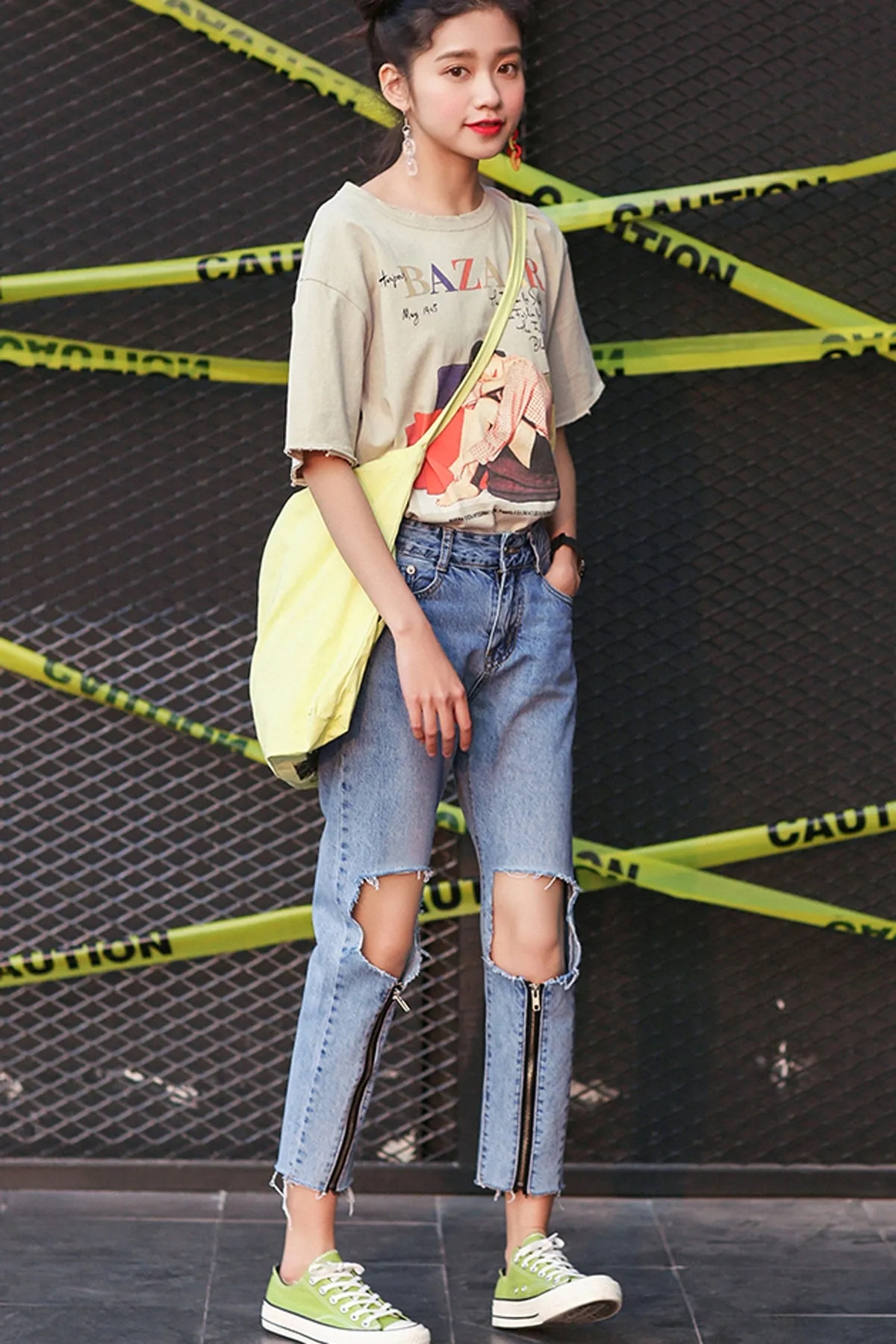 Cut Out Holes Zipper Decorate Begger Style 9/10 Jeans