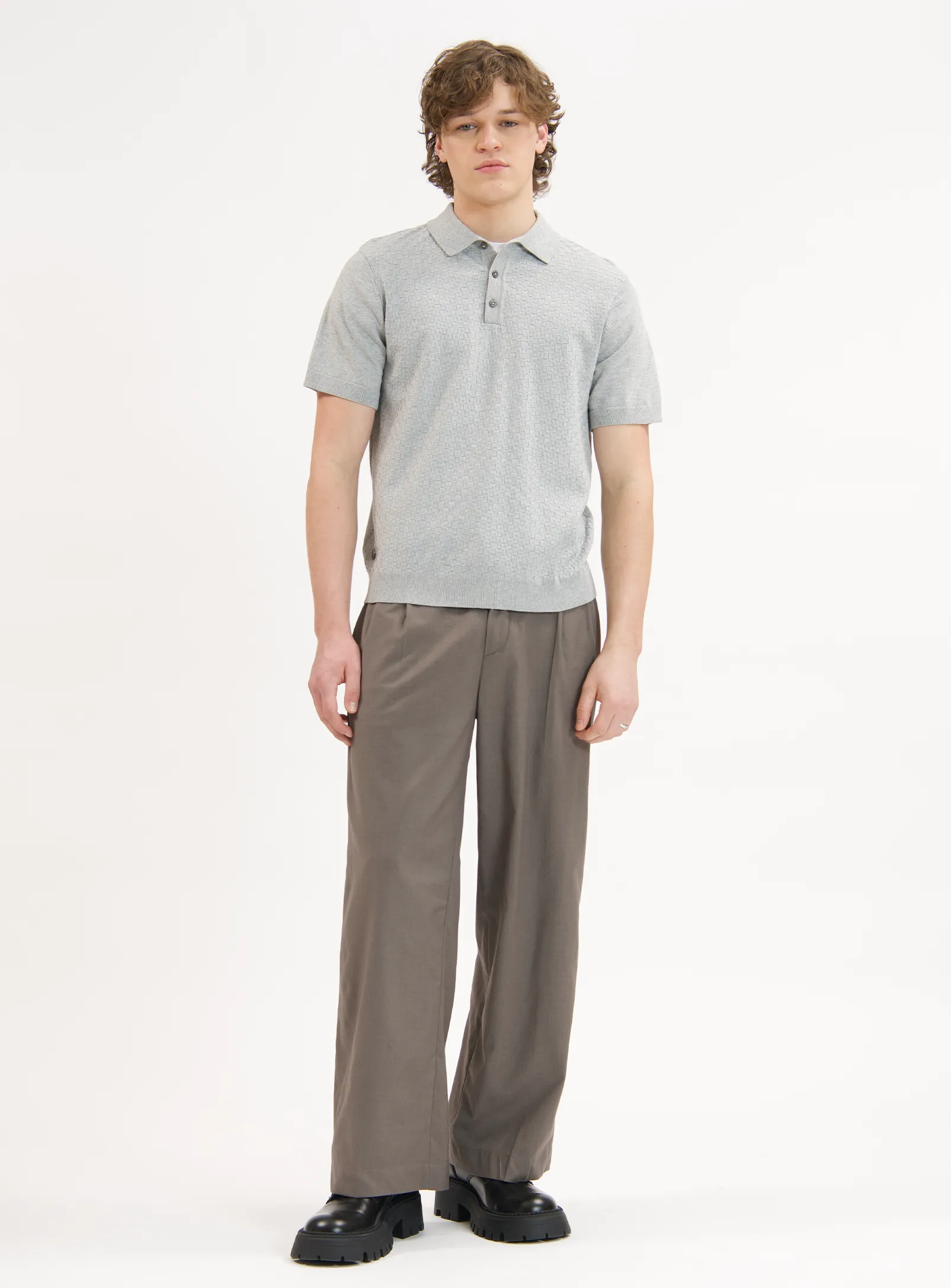 MARC | Polo Buttoned With Front Texture||MARC | Polo À Boutons Avec Texture Sur Le Devant