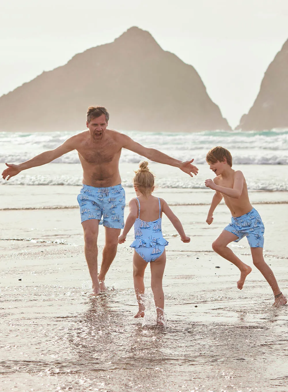 Mens Daddy & Me Swimshorts in Blue Sailboat