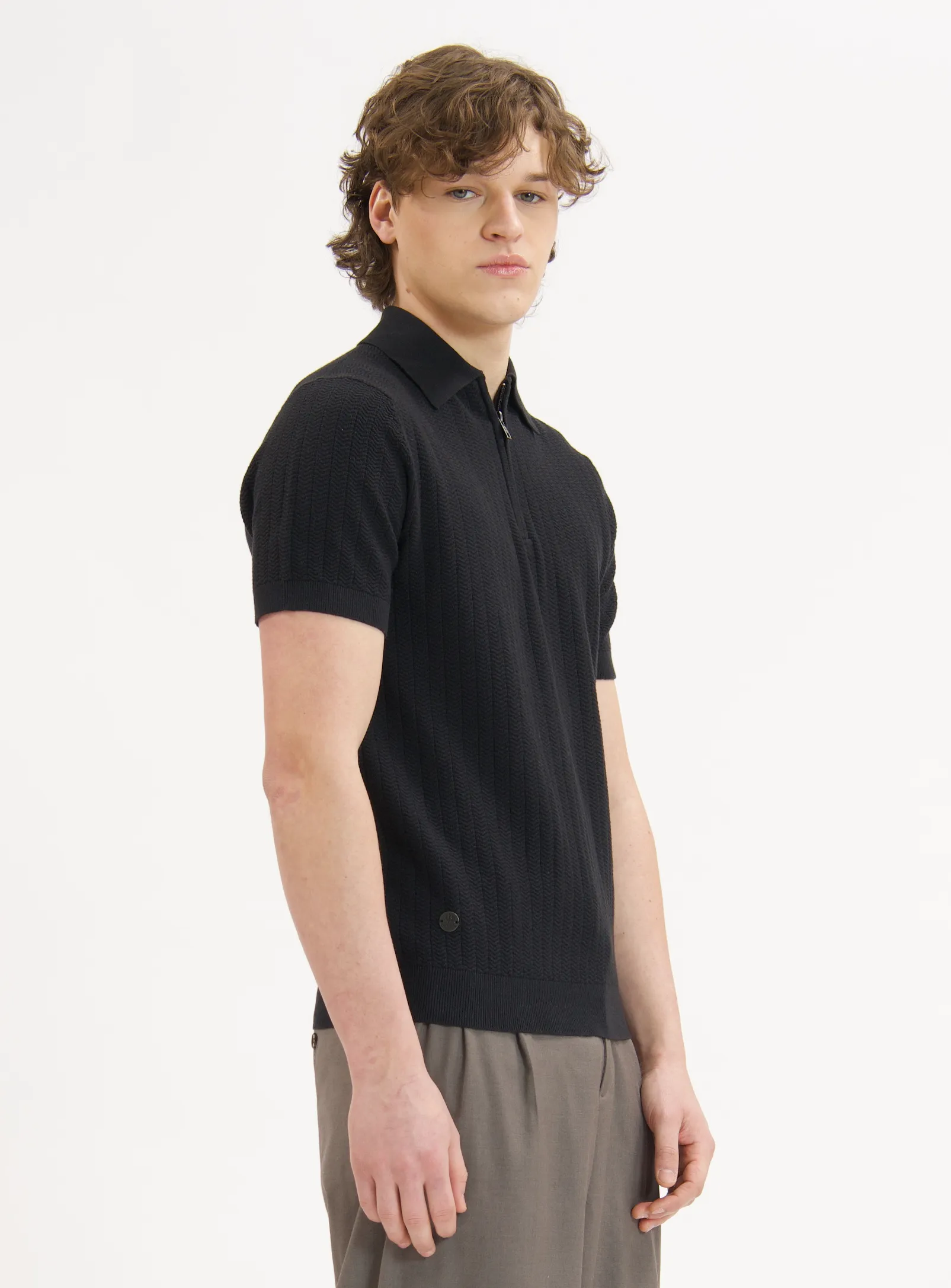 NILO | Textured Cotton Blend Knit Polo || NILO | Polo En Maille Avec Mélange De Coton Texturé