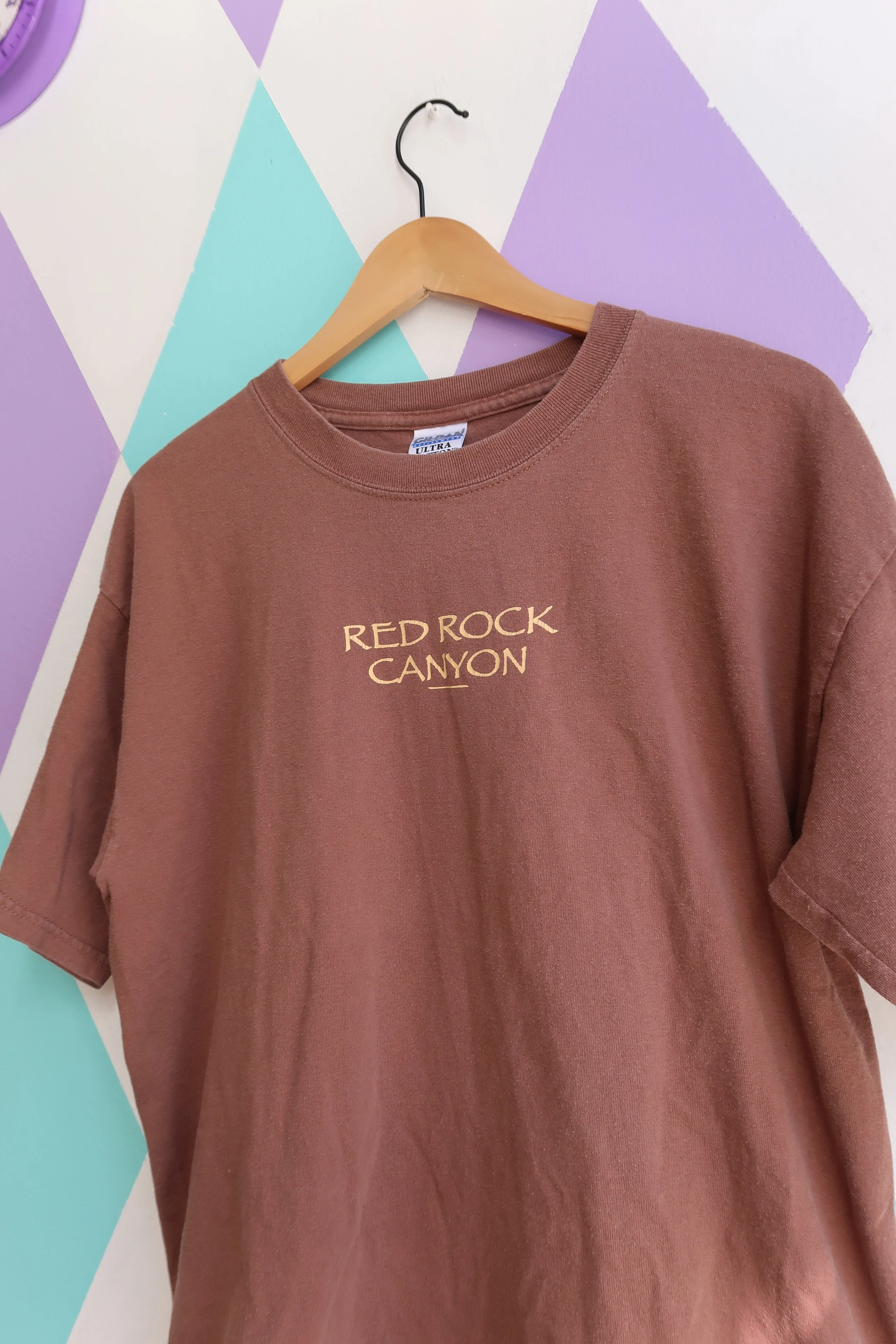 Vintage 2000s Red Rock Canyon Graphic Tee