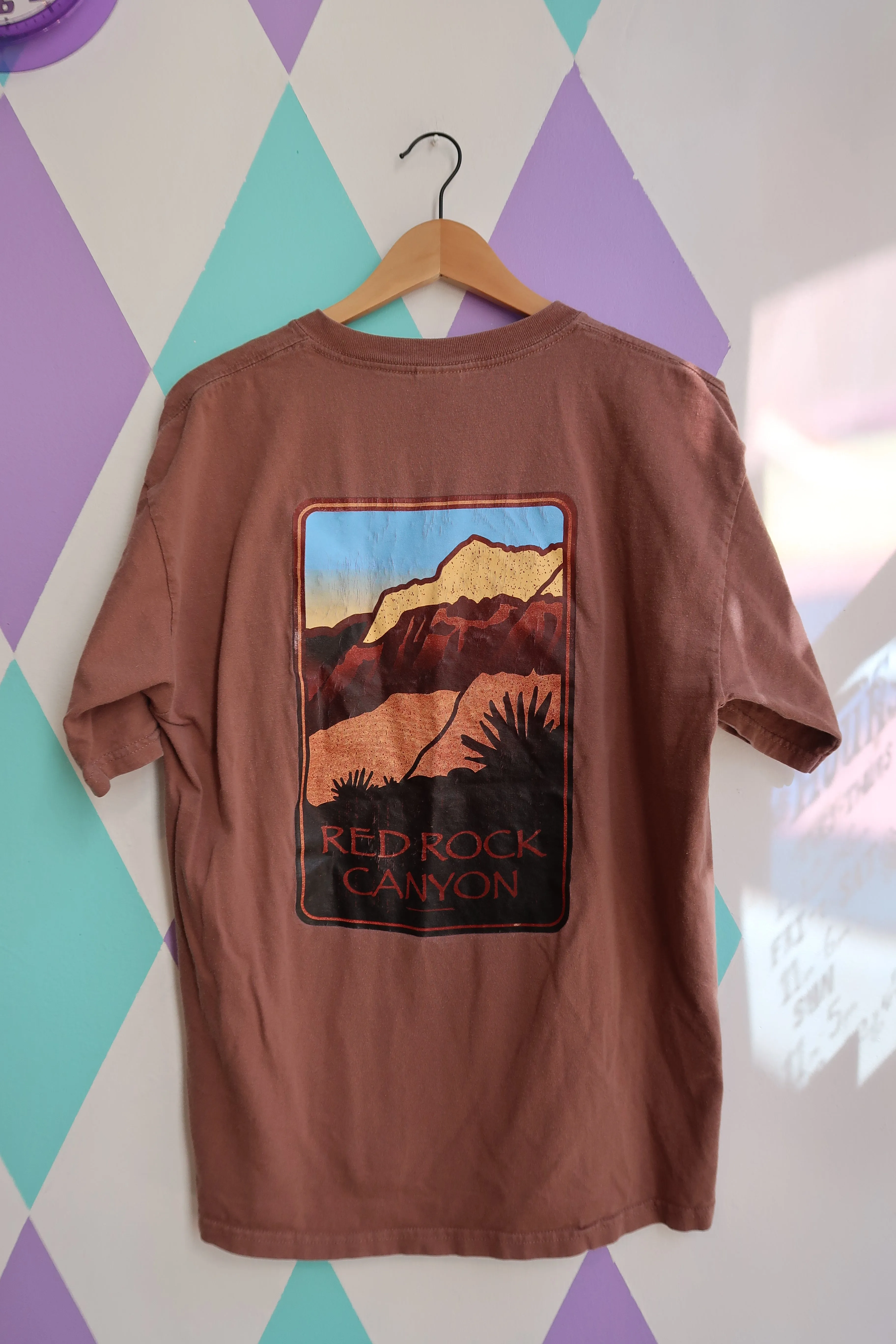 Vintage 2000s Red Rock Canyon Graphic Tee